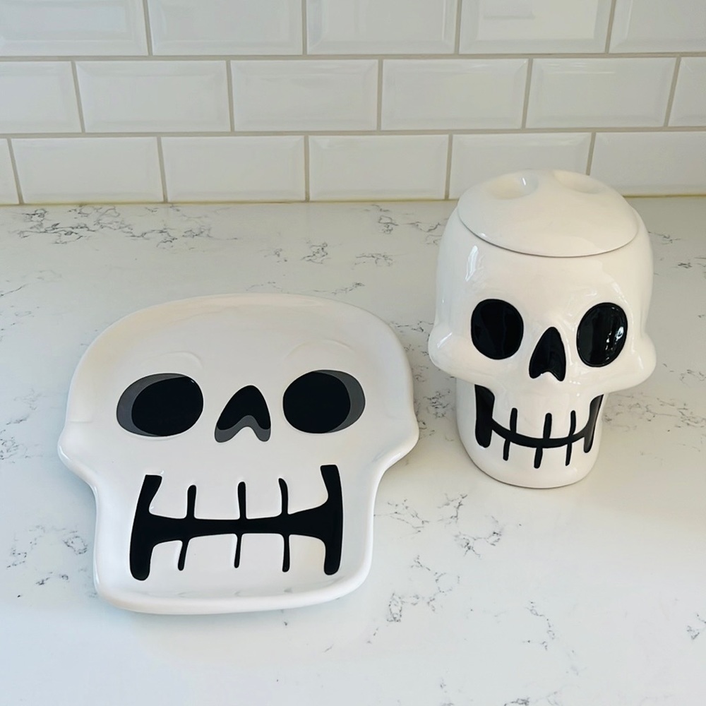 Target by Hyde & EEK Ceramic Skull Halloween Candy Jar - Picture 15 of 16